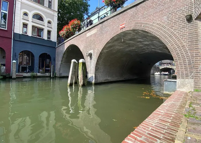 Slapen onder de Dom